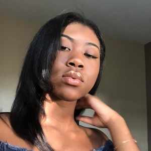 Meet your Posher, Kristin